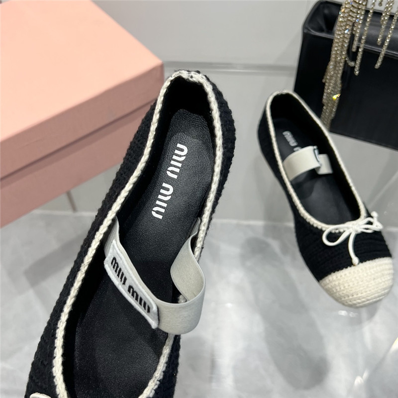 Miu Miu Cotton Crochet Ballet Flats in Black