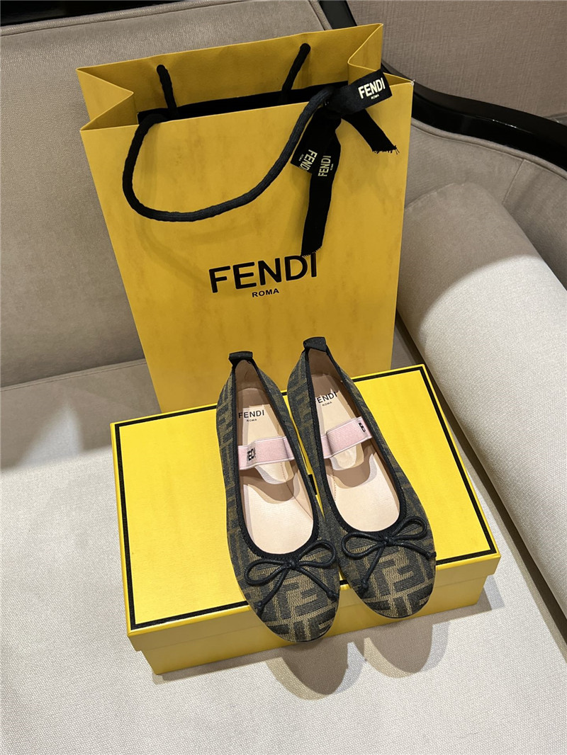 F**di junior ballet flats