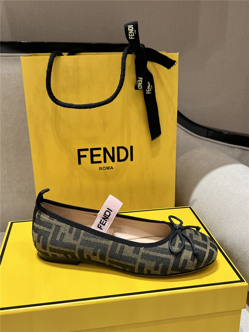 F**di junior ballet flats