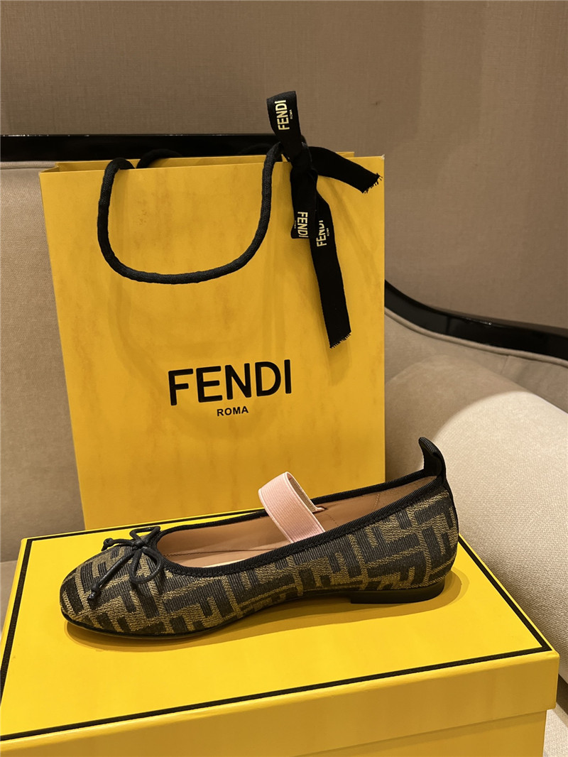 F**di junior ballet flats