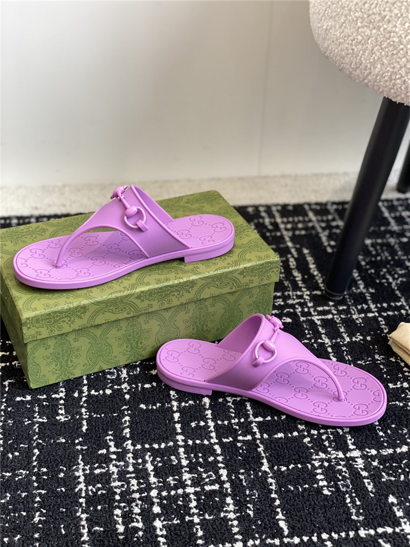 Gvc*1 horsebit thong sandals in purple