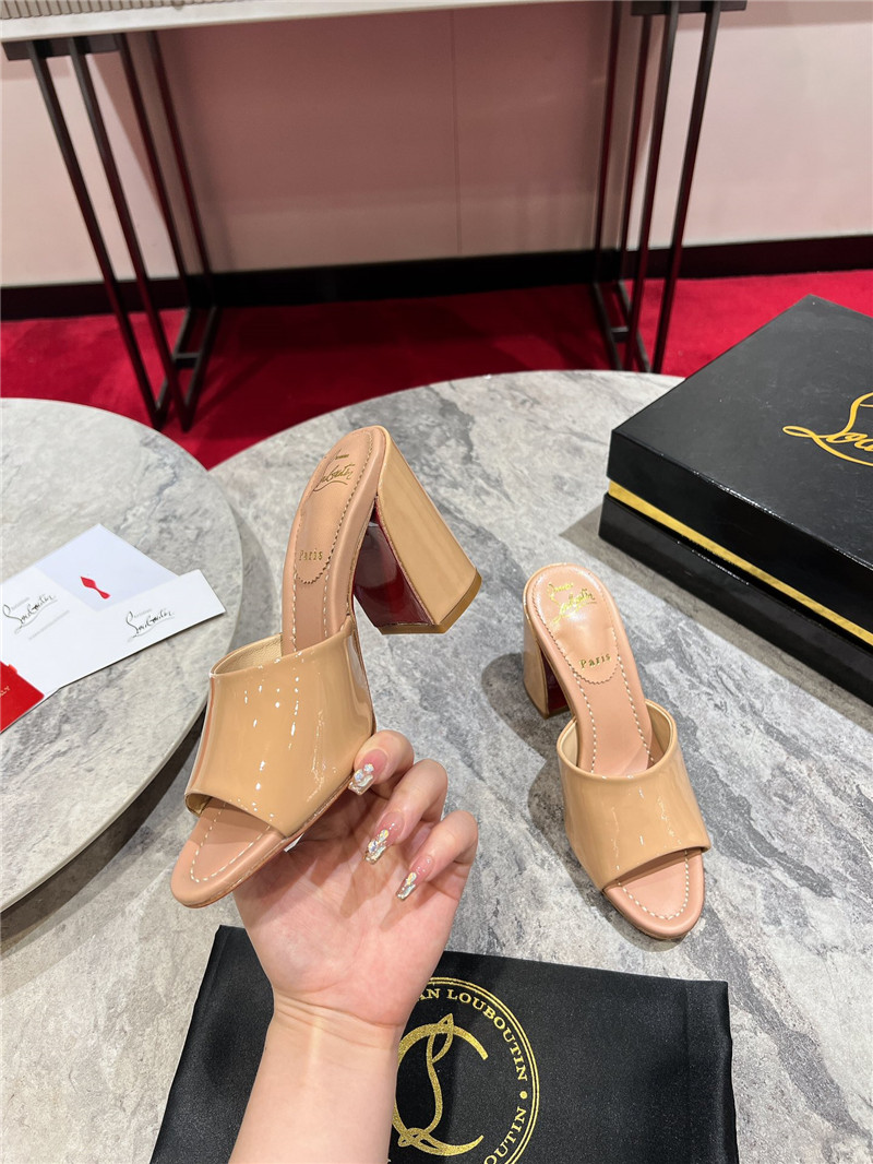 Chr1st1an louboutin beige square heel patent leather mules