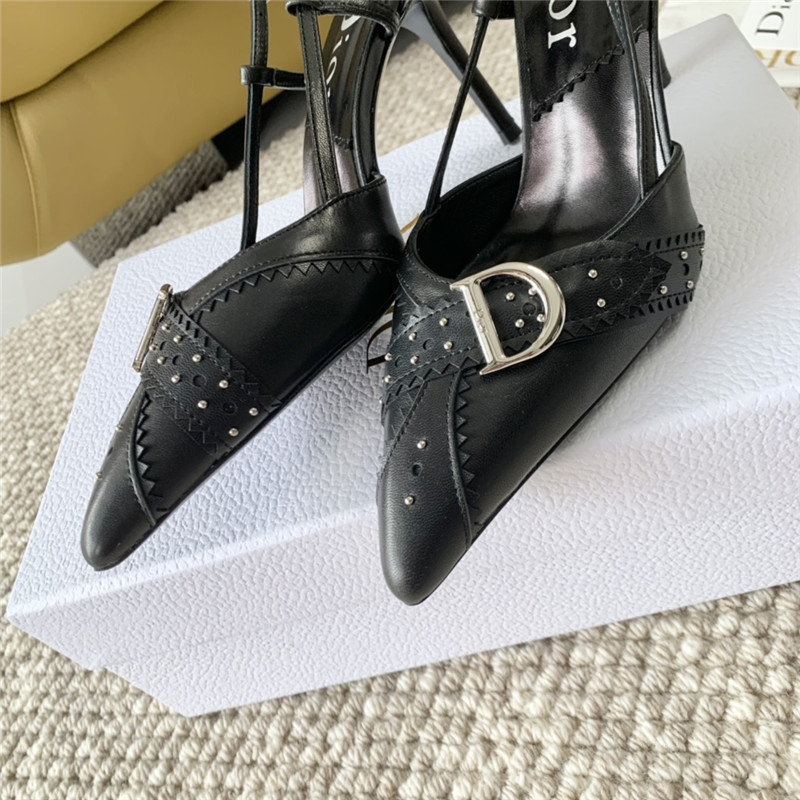 D10r black buckle slingback pumps