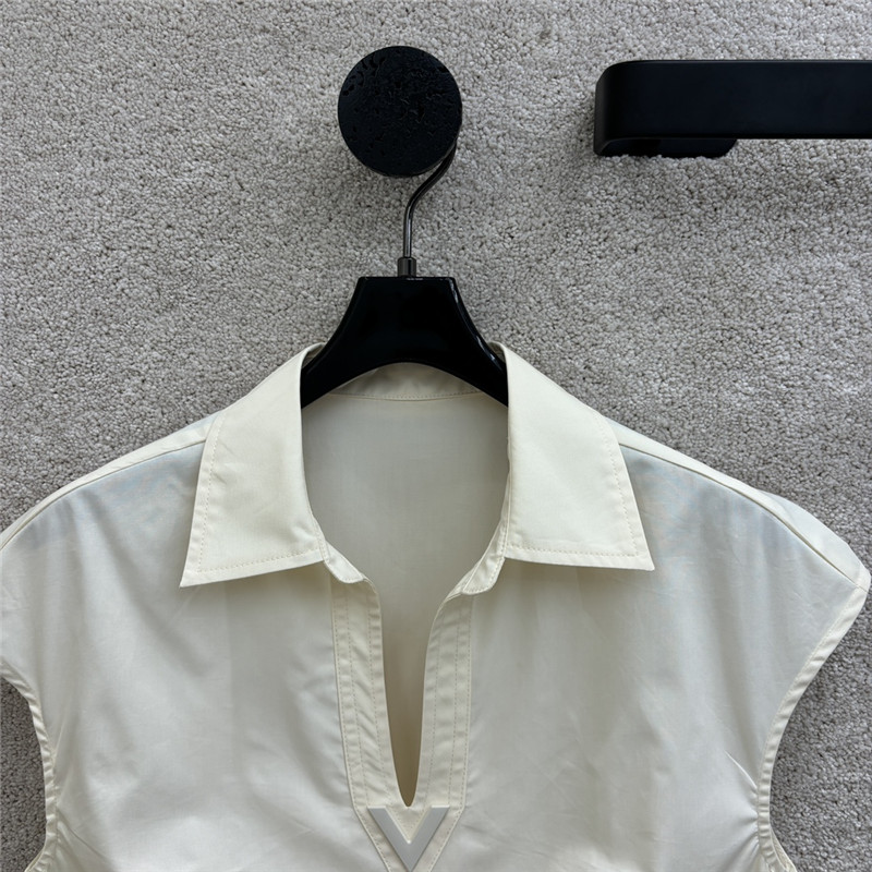 Va1e*ntin0 flying sleeve shirt cheap replica designer clothes