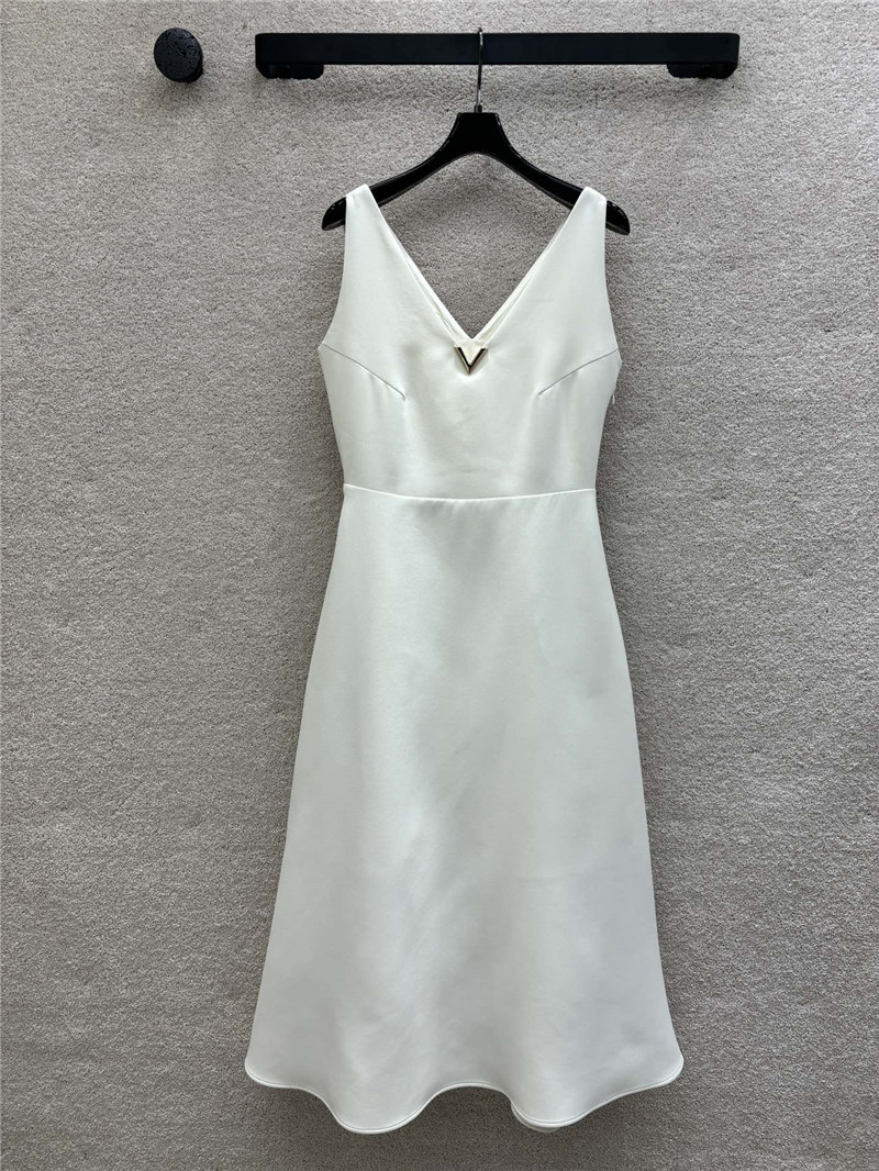 Va1e*ntin0 vest dress replica d&g clothing