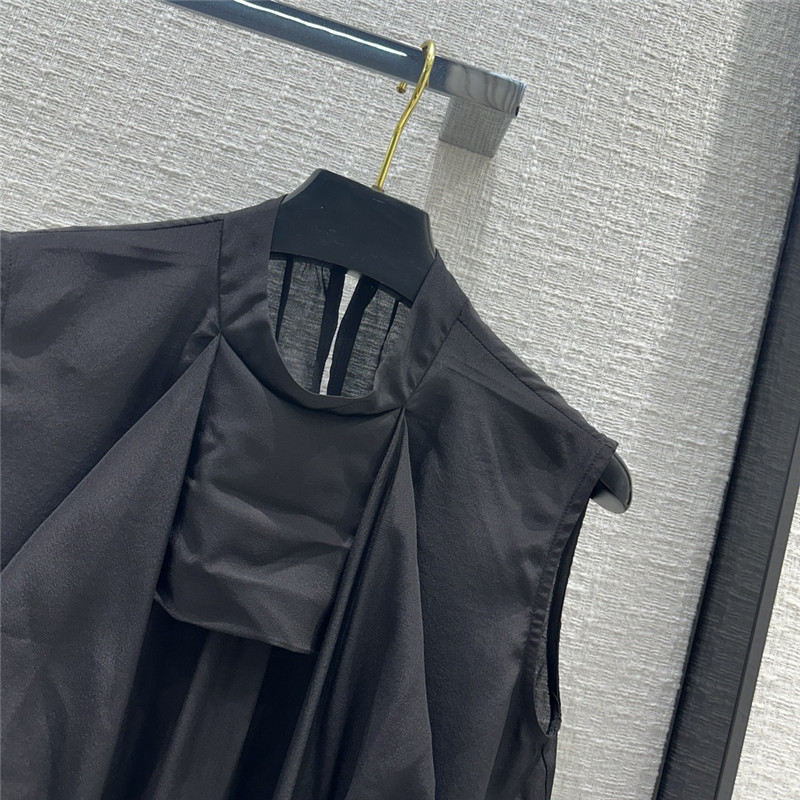 BC silk sleeveless shirt replica clothes
