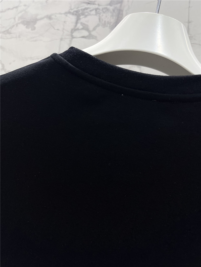 Bv*b*rry black pocket logo tee
