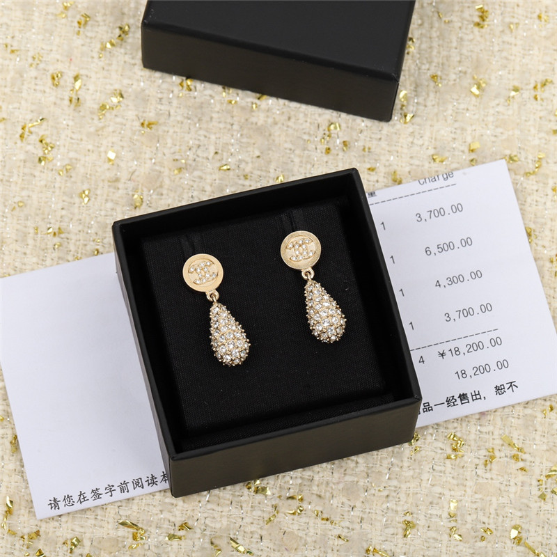 Ch**el small double c logo earrings