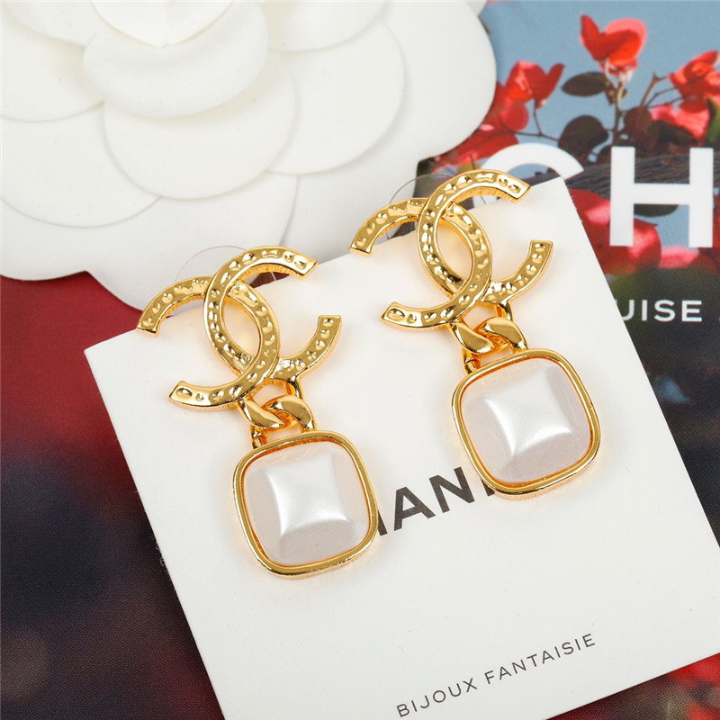 Ch**el vintage series earrings