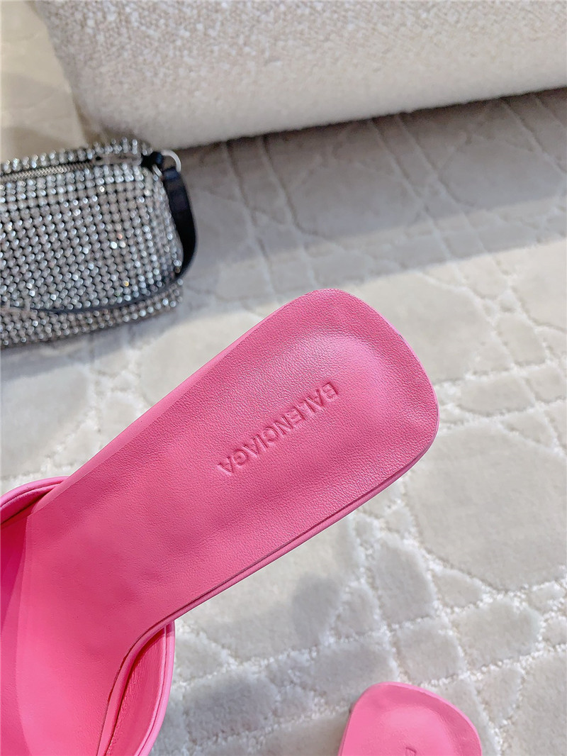 Ba1en*iaga duty free pink women’s sandal