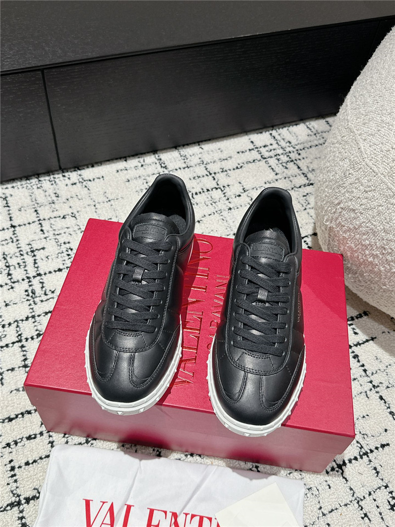 Va1e*ntin0 black leather lace-up sneakers