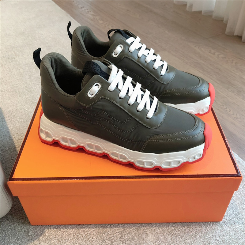 H**me5 impulse sneaker