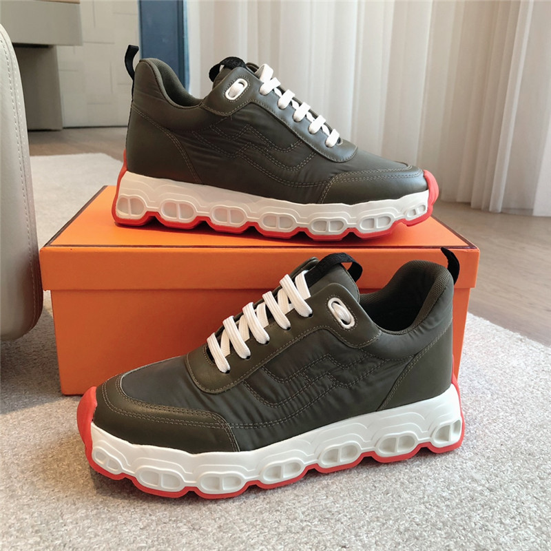 H**me5 impulse sneaker