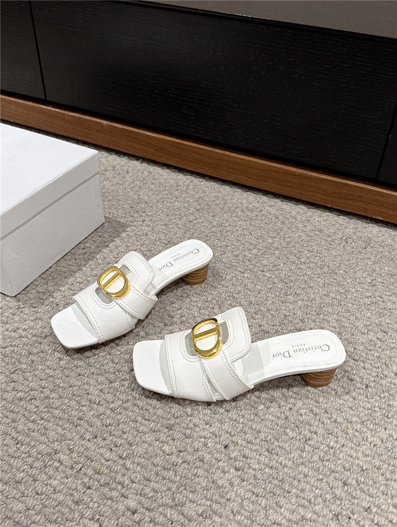 D10r 30 montaigne heeled slide white