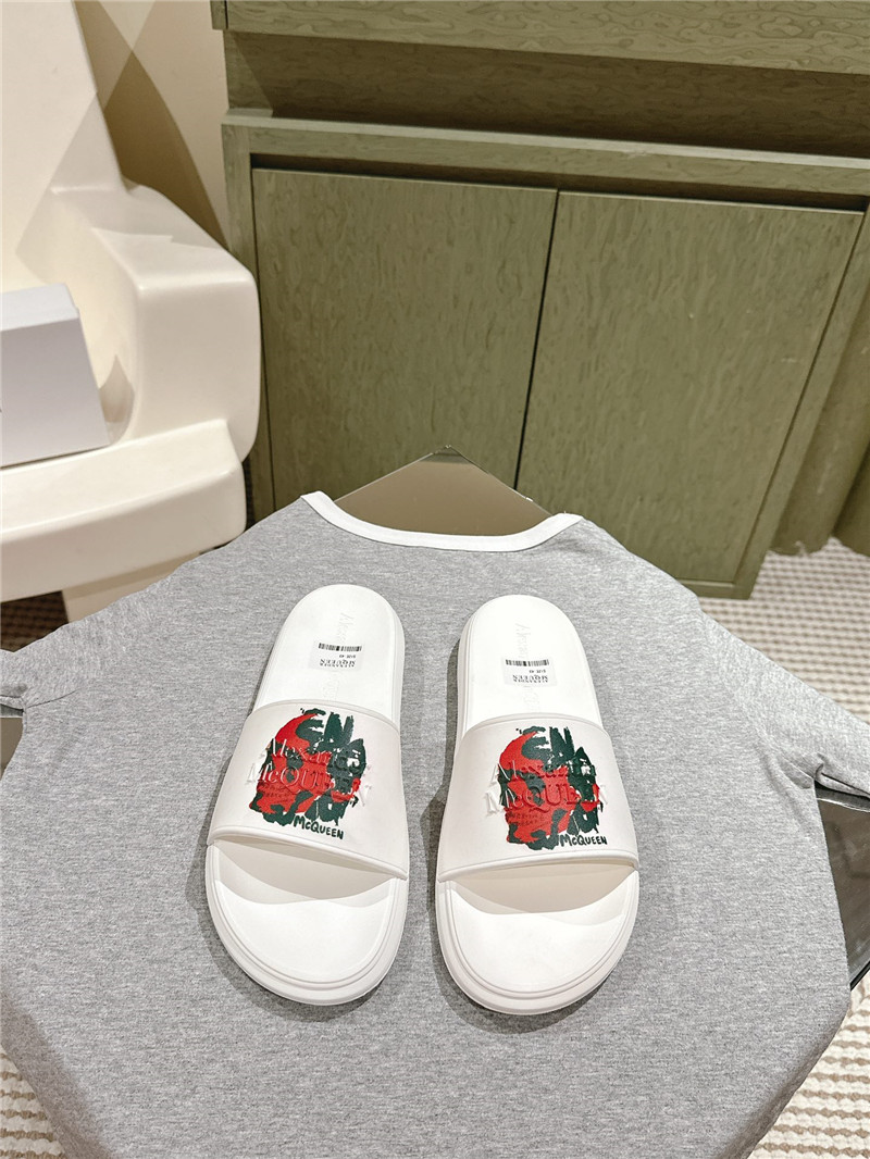 a1exa*der Mcqv*en flip flops