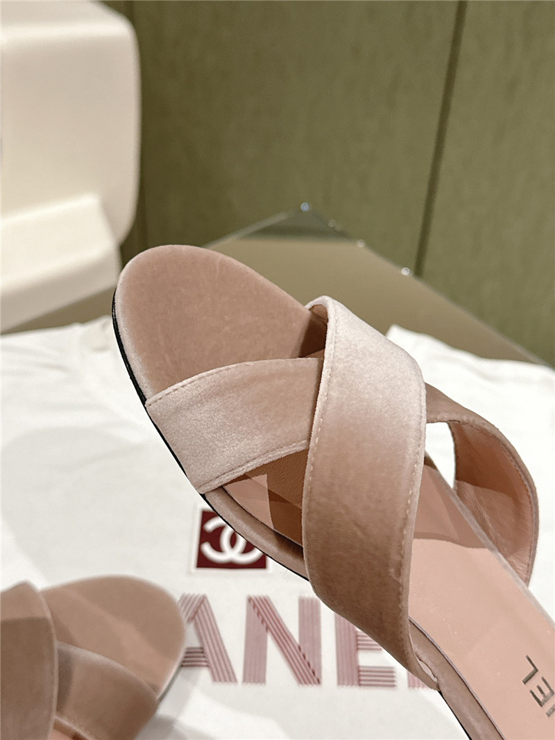 Ch**el velvet crisscross strap slippers beige