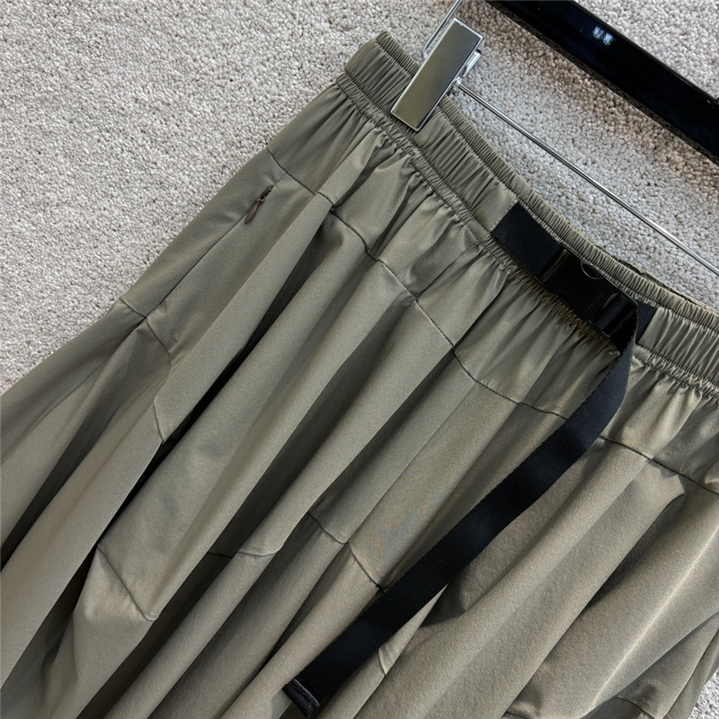 Pra*a silhouette workwear style trousers skirt replica clothing sites