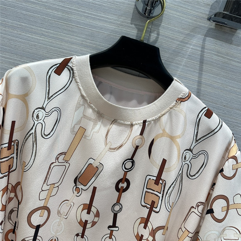 H**me5 silk short-sleeved dress replica clothing sites