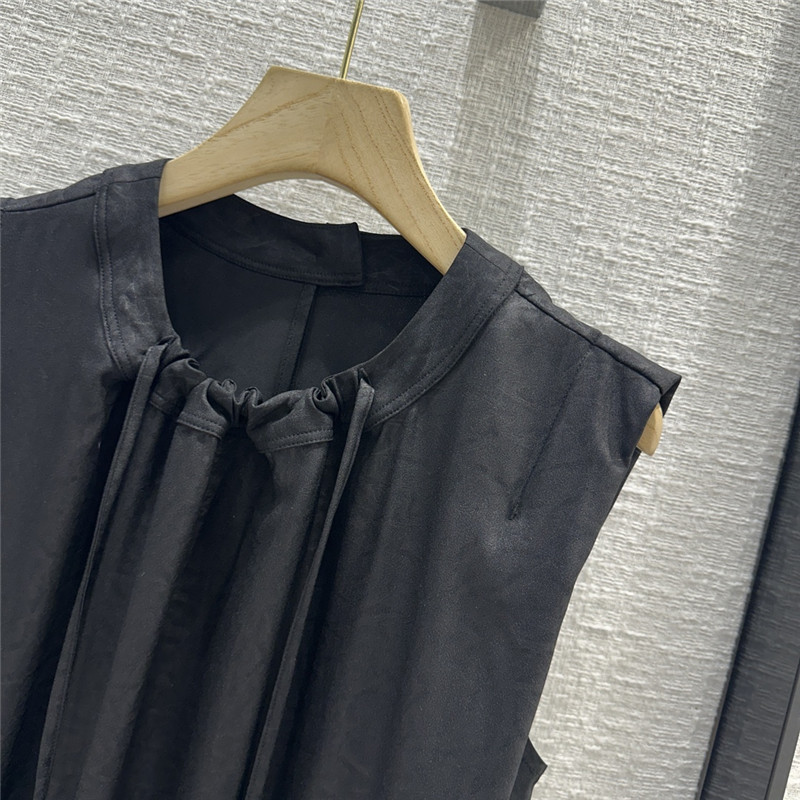 The R0w pleated crew neck vest long dress replica clothing