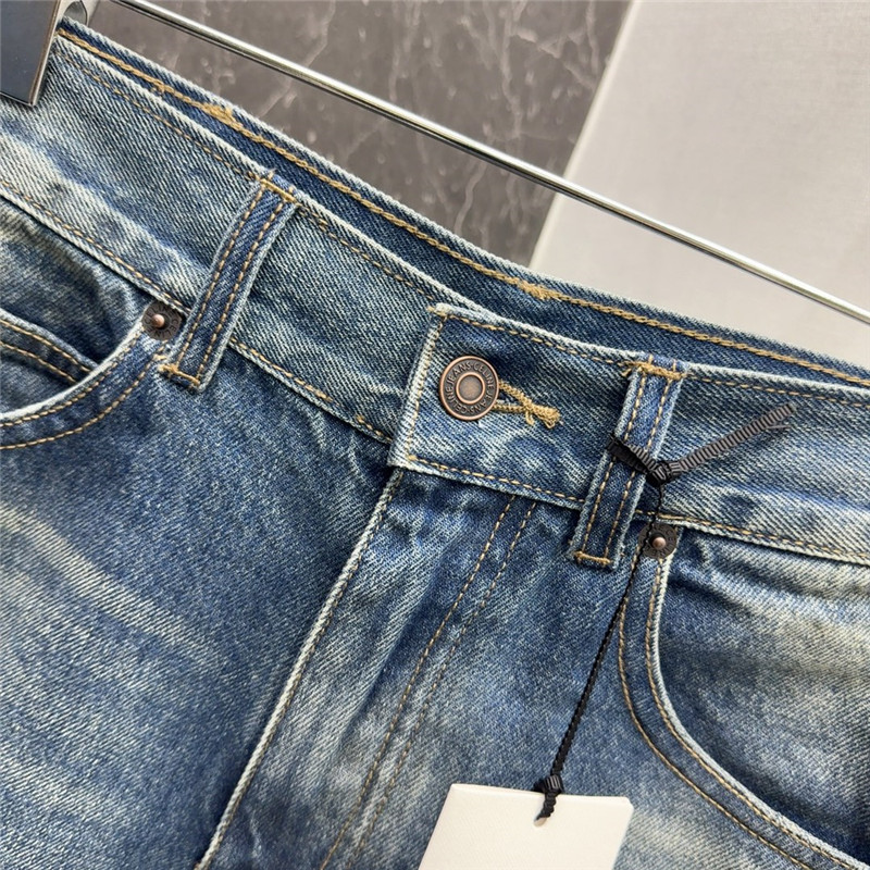 Ce1i*e mid-high waist shorts replicas clothes