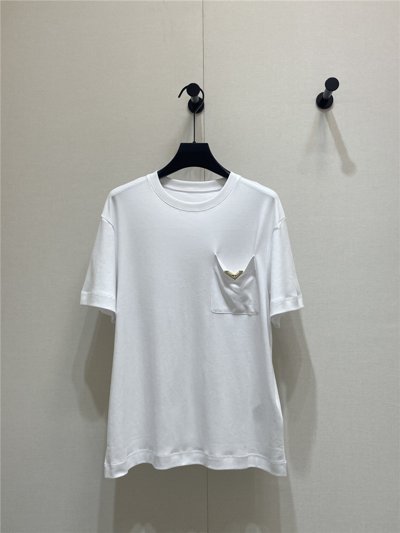 Va1e*ntin0 v pocket t-shirt replica d&g clothing