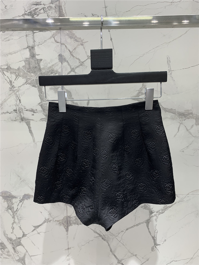 Y51 camellia embossed high waist shorts replica d&g clothing