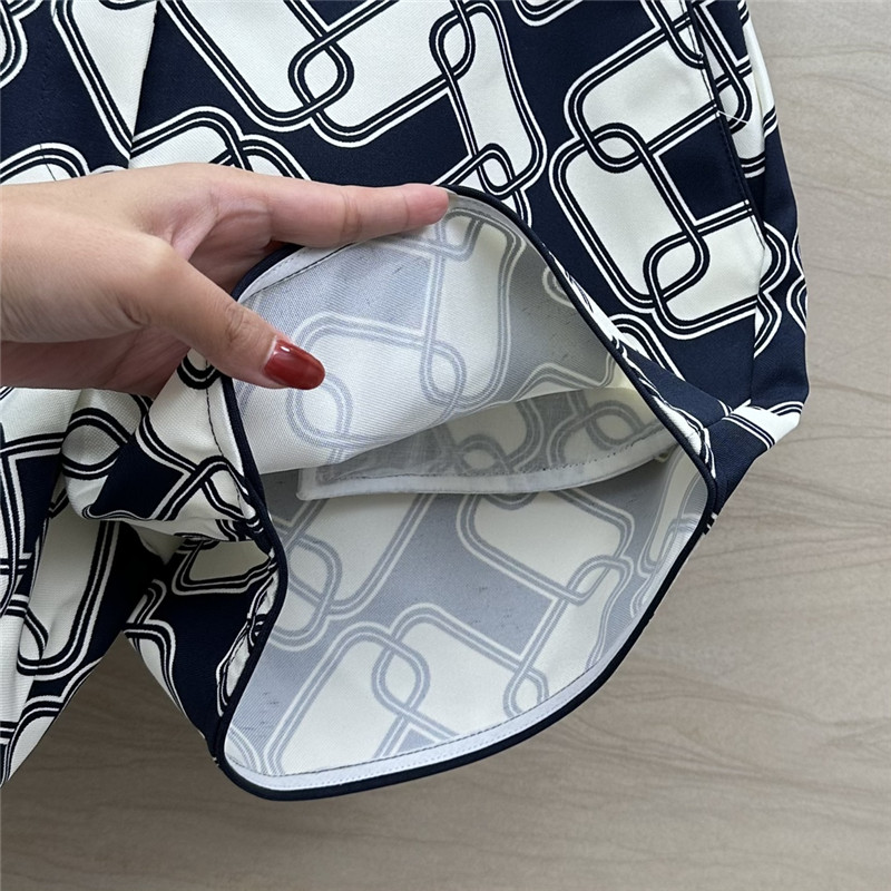 Moncler geometric print shorts replica clothing