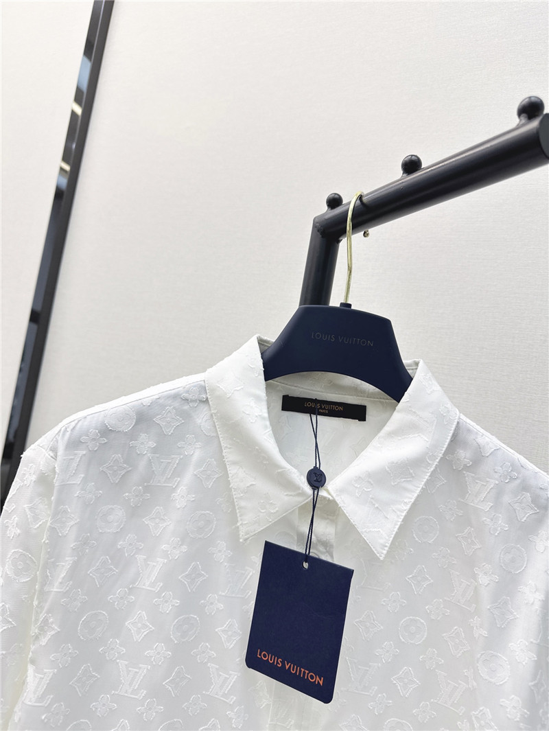 l0vis Vvtt0n lv loose shirt + umbrella skirt suit replica clothes