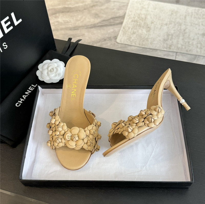 Ch**el camellia heels mules beige