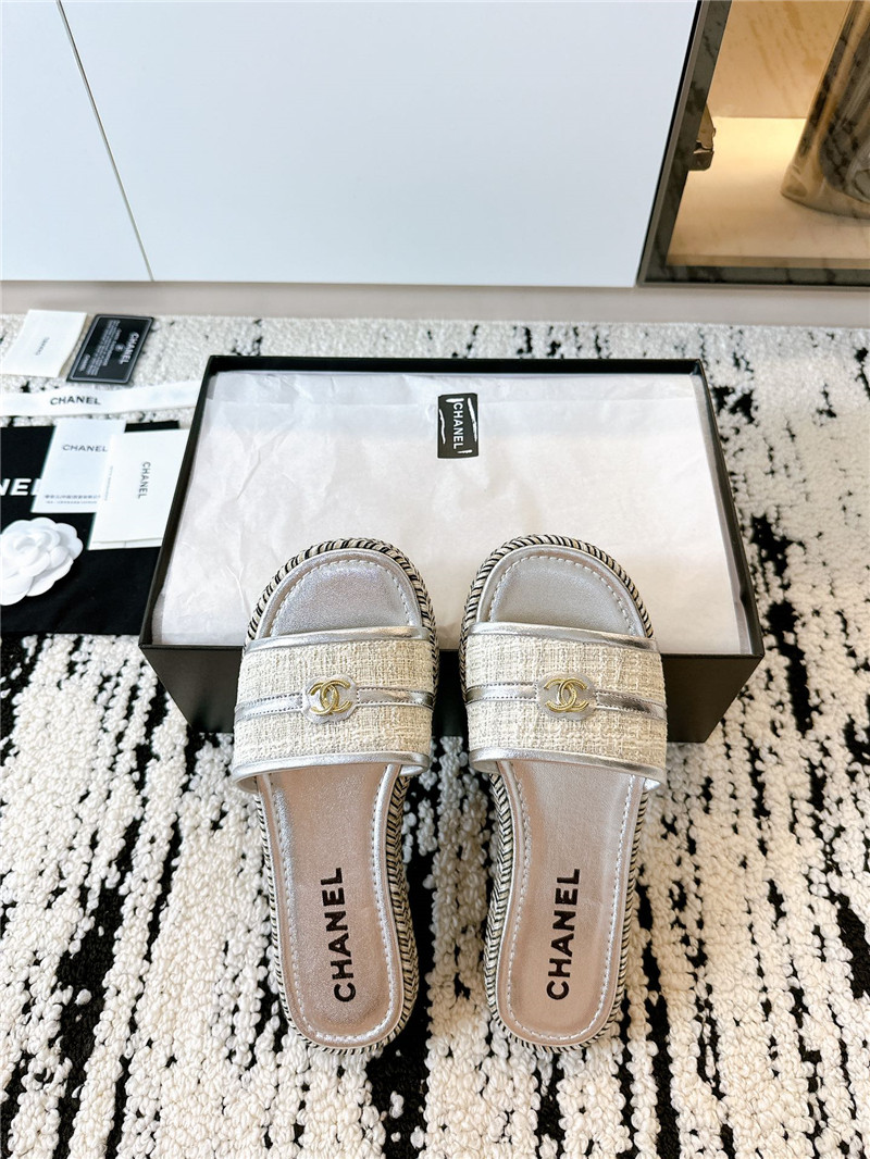 ch**el velcro lazy slippers Marg*e1a replica shoes