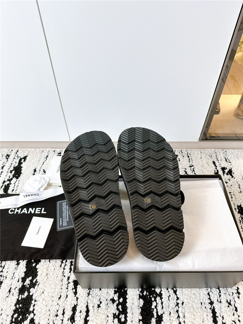 Ch**el buckle platform slippers sandals black