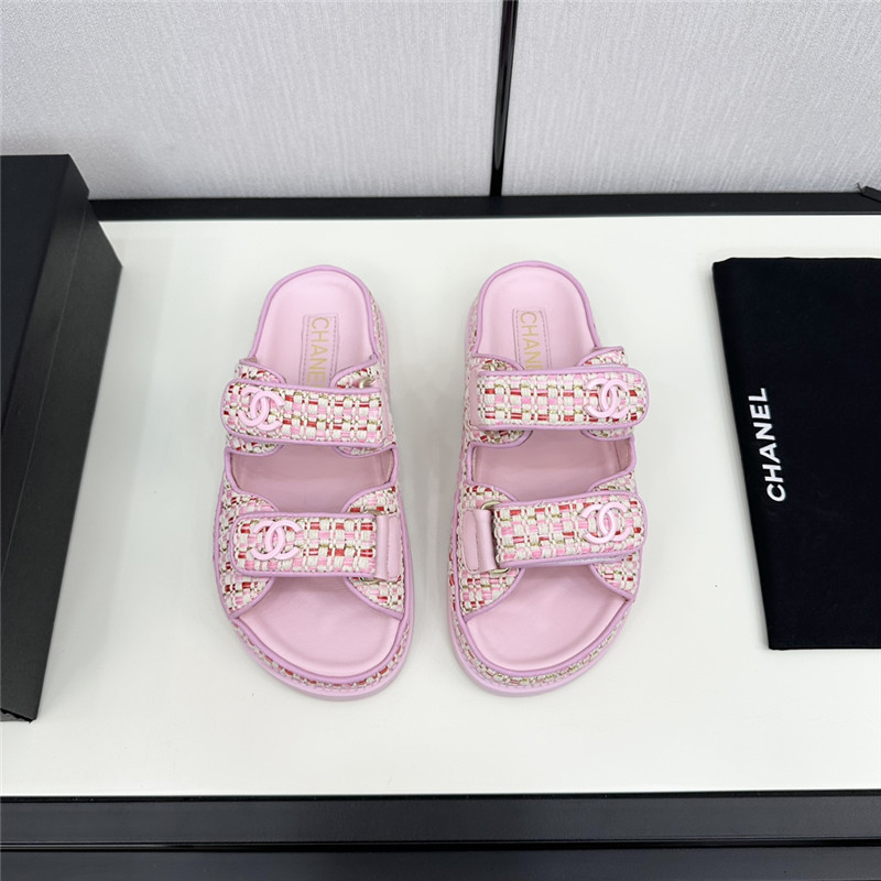 Ch**el grained tweed velcro slides in pink
