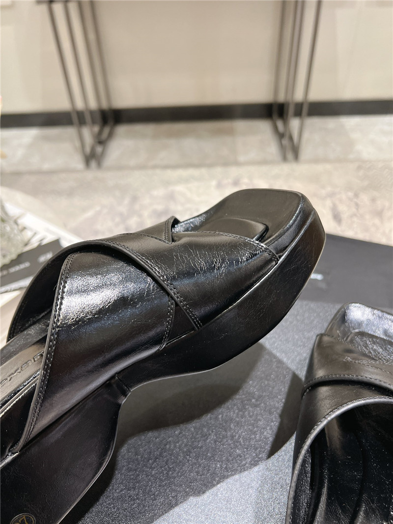 A1exa*der wang black patent leather platform slippers