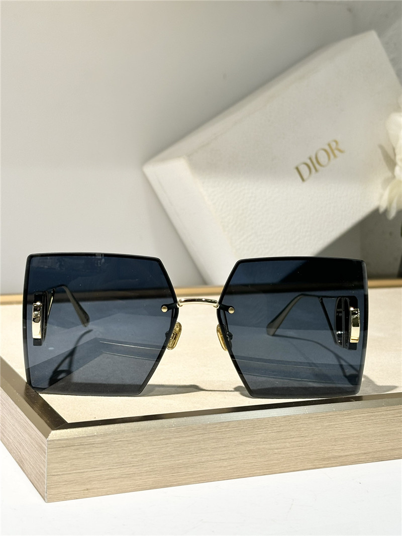 D10r new sunglasses