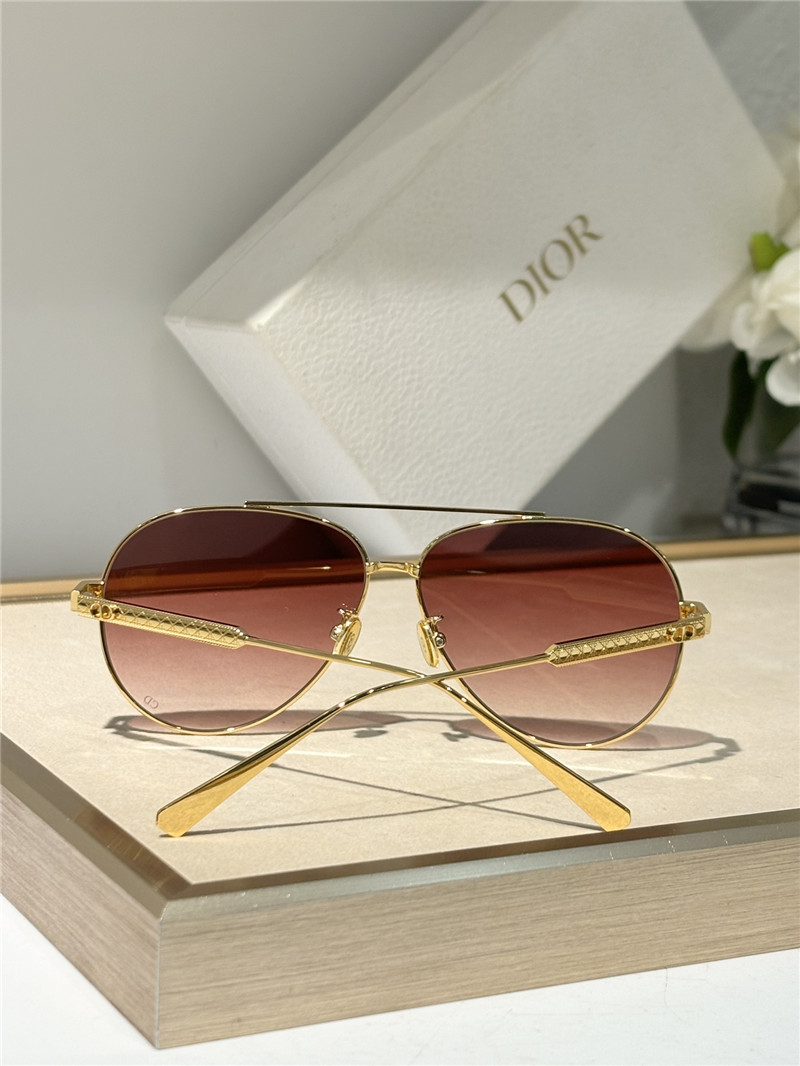 D10r aviator sunglasses