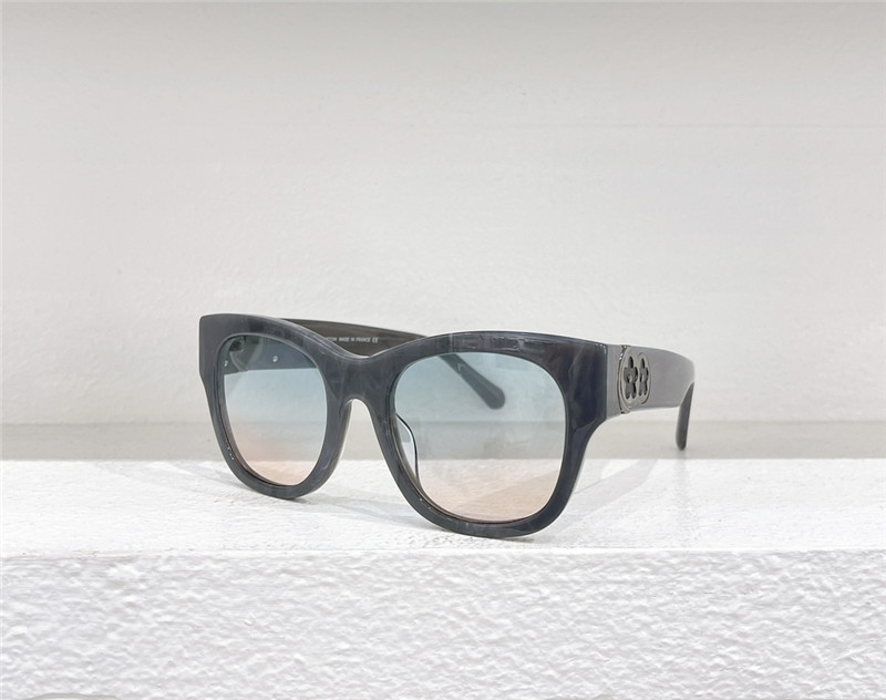 l0vis Vvtt0n lv cool girl sunglasses