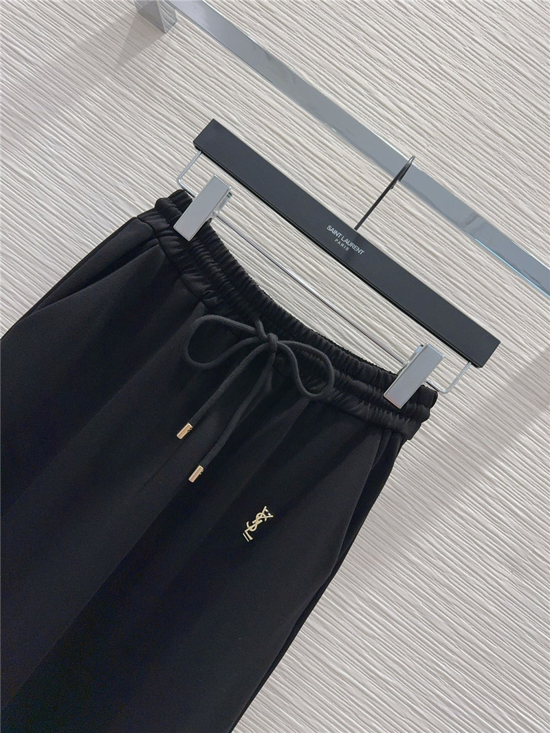 Y51 wing sleeve top + simple skirt set replica clothes