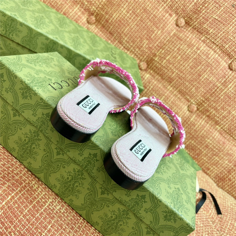 Gvc*1 canvas interlocking g sandals in pink
