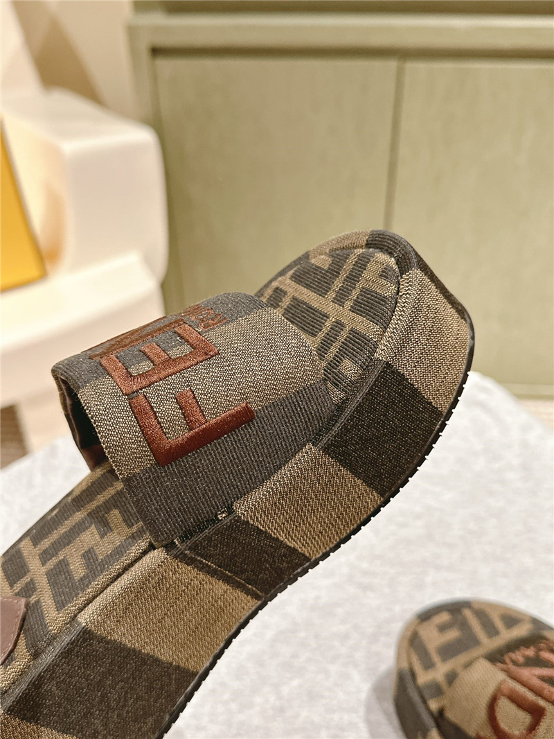 F**di sunshine platform slides women