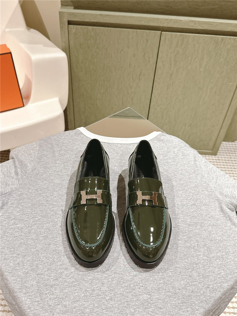 H**me5 green patent leather h buckle loafers for women
