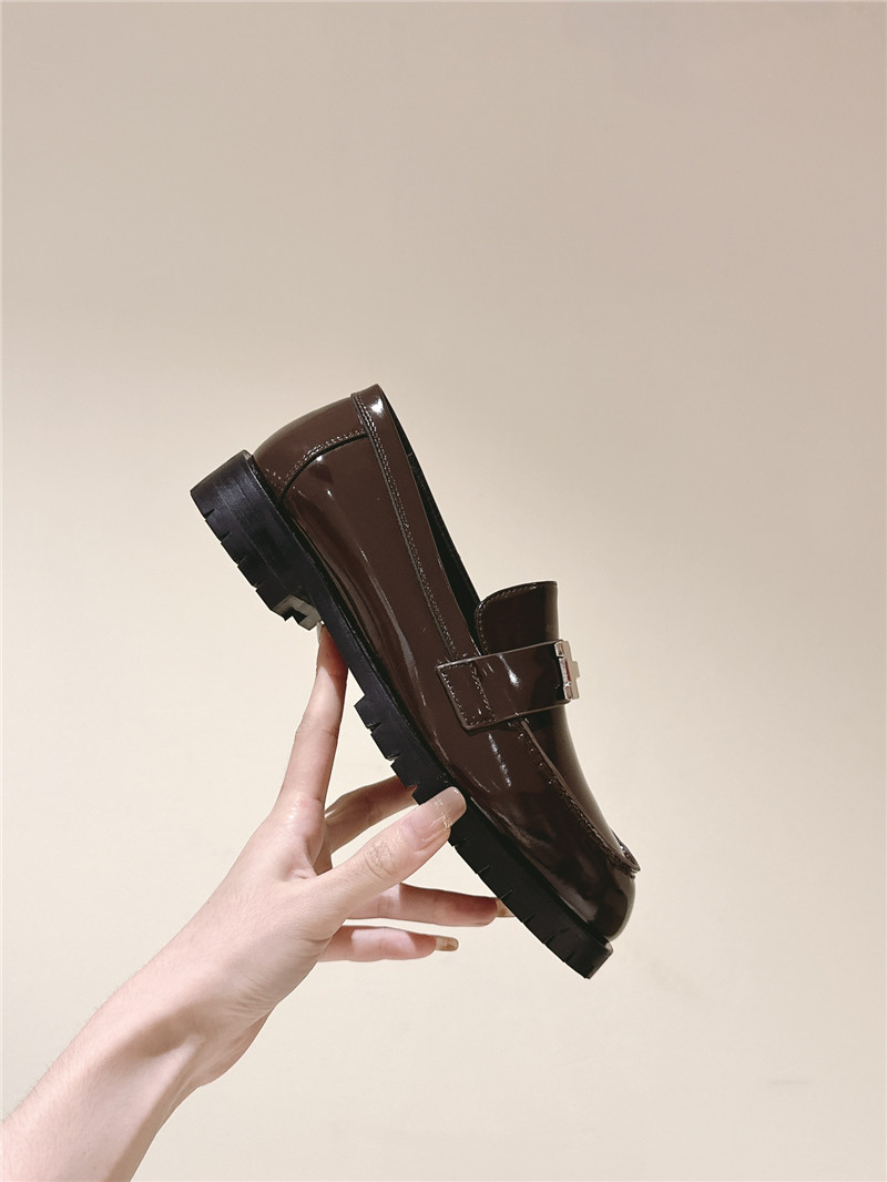 H**me5 brown patent leather h buckle loafers