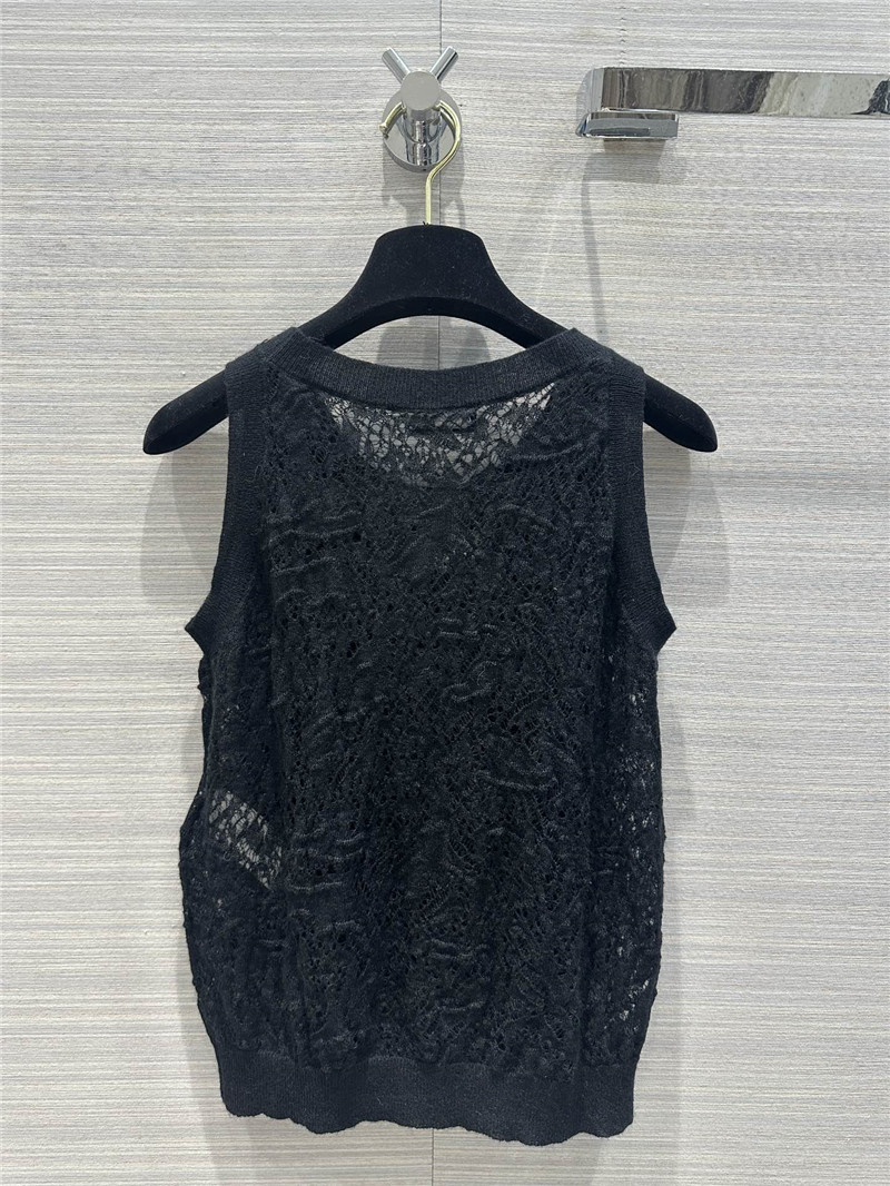 D10r hollow crochet small vest replica clothes