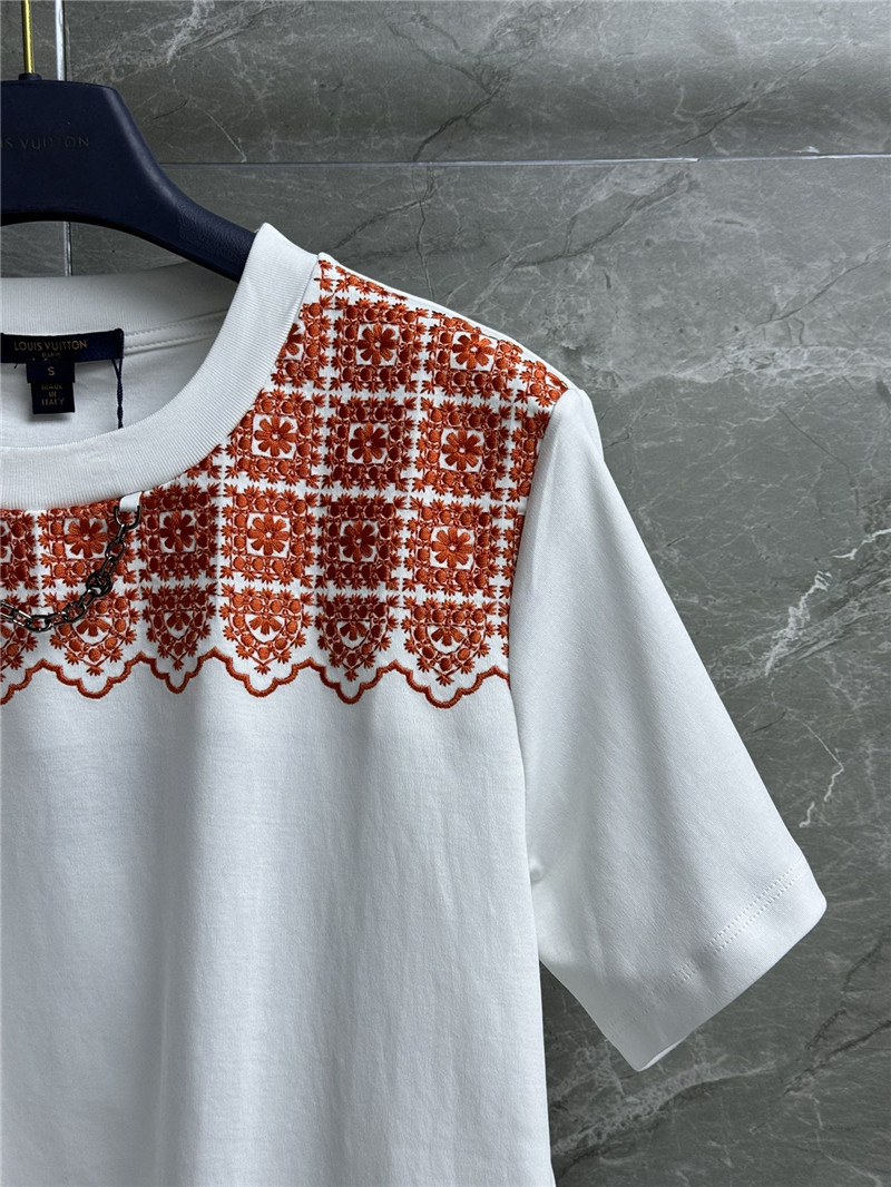 l0vis Vvtt0n floral lace embroidery t-shirt