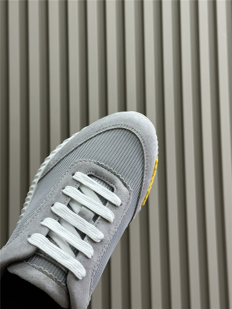 H**me5 women’s bouncing sneakers