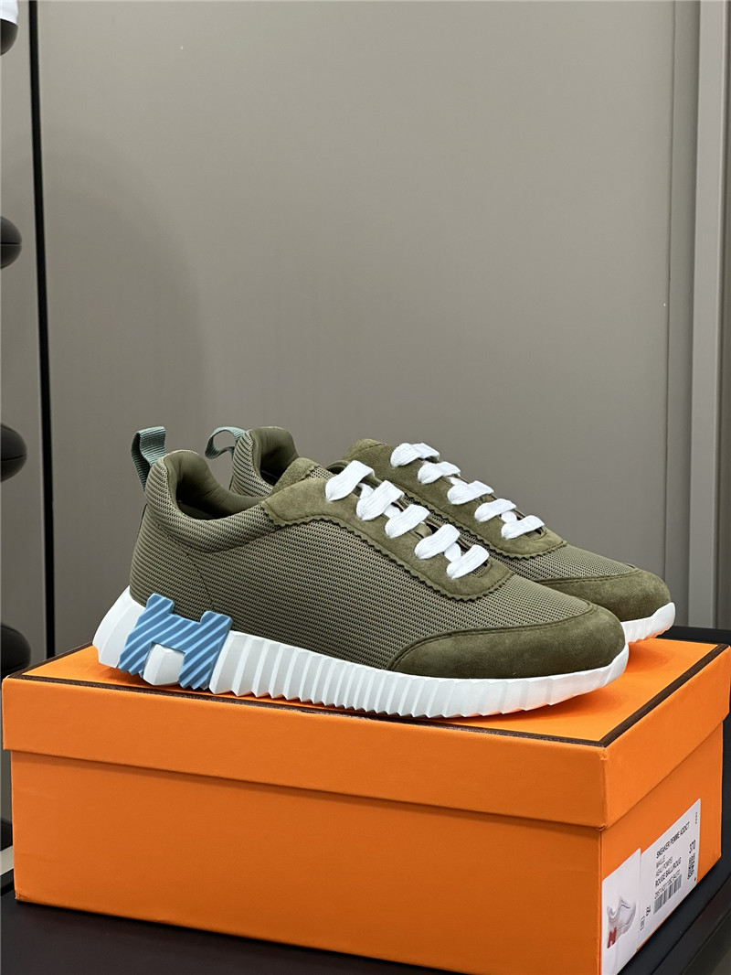 H**me5 bouncing sneakers in green