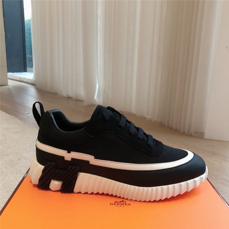 H**me5 tan leather sneakers in blue