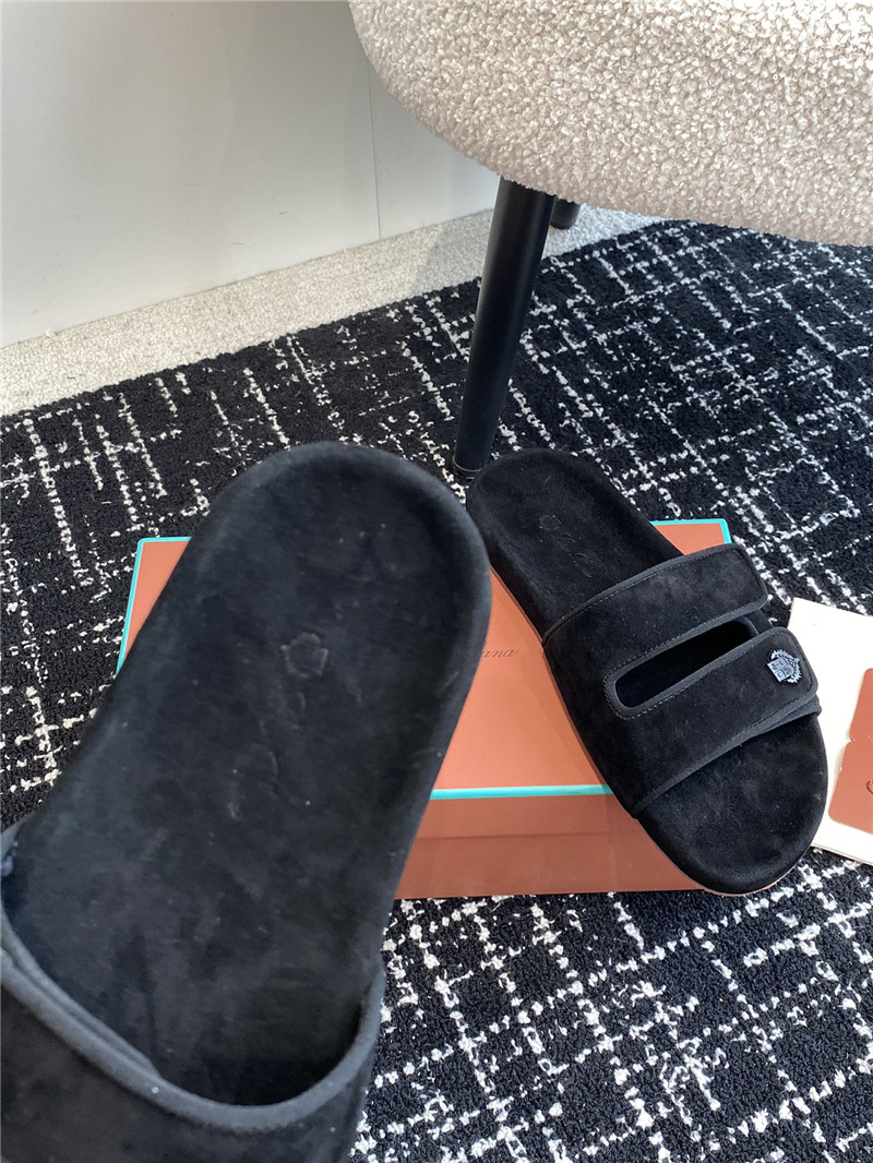L0r0 P1ana waikiki black velcro strap sandals