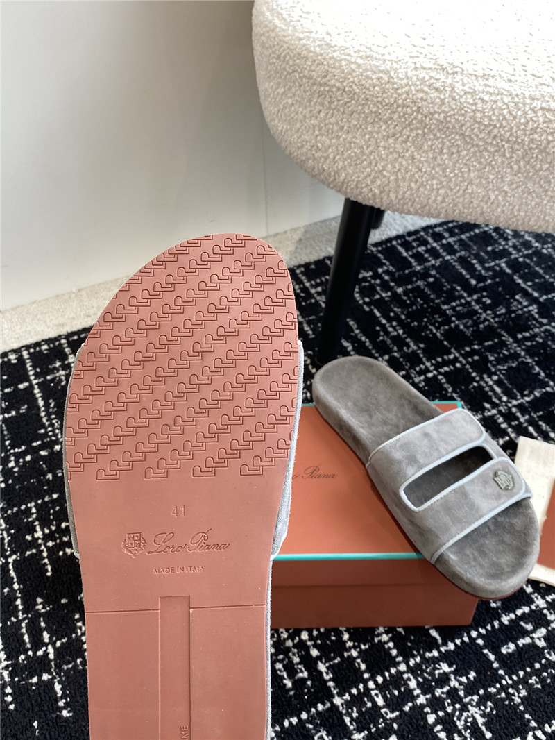 L0r0 P1ana waikiki gray velcro strap sandals