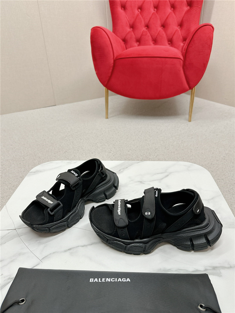 Ba1en*iaga 3xl sandals for women in black