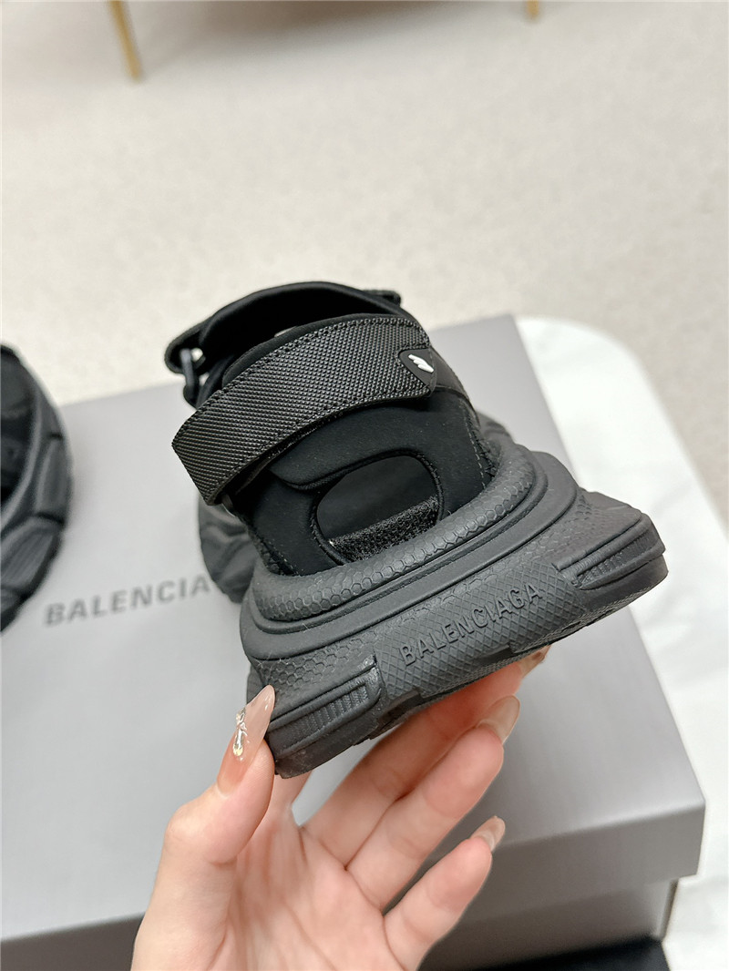 Ba1en*iaga 3xl sandals for women in black